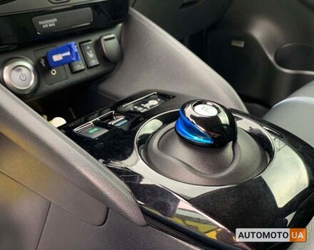 Белый Ниссан Лиф, объемом двигателя 40 л и пробегом 42 тыс. км за 19200 $, фото 10 на Automoto.ua