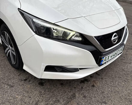 Белый Ниссан Лиф, объемом двигателя 0 л и пробегом 58 тыс. км за 13500 $, фото 20 на Automoto.ua