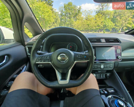 Білий Ніссан Ліф, об'ємом двигуна 0 л та пробігом 38 тис. км за 18300 $, фото 16 на Automoto.ua