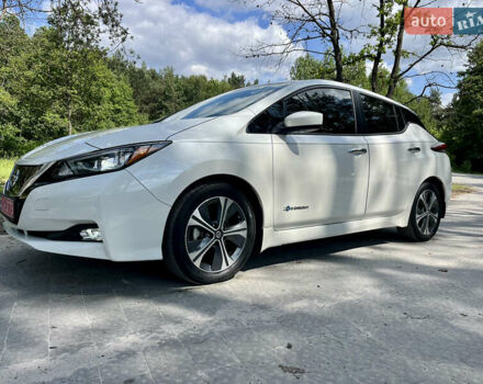 Білий Ніссан Ліф, об'ємом двигуна 0 л та пробігом 22 тис. км за 15000 $, фото 9 на Automoto.ua