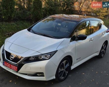 Белый Ниссан Лиф, объемом двигателя 0 л и пробегом 161 тыс. км за 13290 $, фото 3 на Automoto.ua