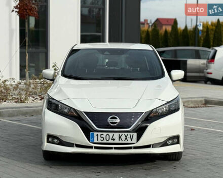 Белый Ниссан Лиф, объемом двигателя 0 л и пробегом 133 тыс. км за 11300 $, фото 1 на Automoto.ua