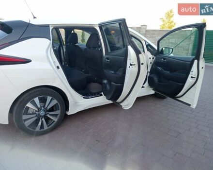 Белый Ниссан Лиф, объемом двигателя 0 л и пробегом 230 тыс. км за 11900 $, фото 8 на Automoto.ua