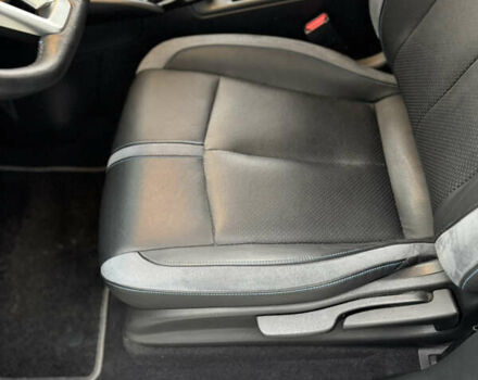 Белый Ниссан Лиф, объемом двигателя 0 л и пробегом 52 тыс. км за 13900 $, фото 28 на Automoto.ua