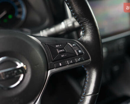 Белый Ниссан Лиф, объемом двигателя 0 л и пробегом 106 тыс. км за 16500 $, фото 25 на Automoto.ua