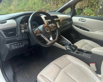 Білий Ніссан Ліф, об'ємом двигуна 0 л та пробігом 91 тис. км за 13000 $, фото 7 на Automoto.ua