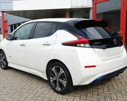 Белый Ниссан Лиф, объемом двигателя 0 л и пробегом 44 тыс. км за 3900 $, фото 3 на Automoto.ua