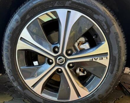 Білий Ніссан Ліф, об'ємом двигуна 0 л та пробігом 118 тис. км за 15000 $, фото 24 на Automoto.ua