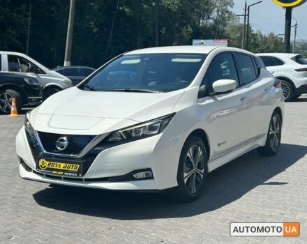 Белый Ниссан Лиф, объемом двигателя 62 л и пробегом 114 тыс. км за 18200 $, фото 2 на Automoto.ua