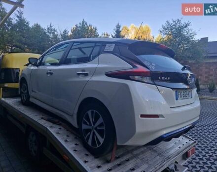 Белый Ниссан Лиф, объемом двигателя 0 л и пробегом 108 тыс. км за 10300 $, фото 15 на Automoto.ua