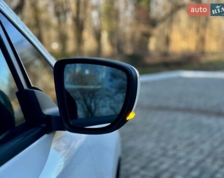 Белый Ниссан Лиф, объемом двигателя 0 л и пробегом 12 тыс. км за 13950 $, фото 25 на Automoto.ua