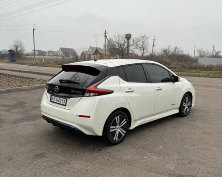 Белый Ниссан Лиф, объемом двигателя 0 л и пробегом 58 тыс. км за 13500 $, фото 3 на Automoto.ua