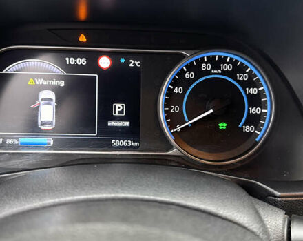 Белый Ниссан Лиф, объемом двигателя 0 л и пробегом 58 тыс. км за 13500 $, фото 26 на Automoto.ua