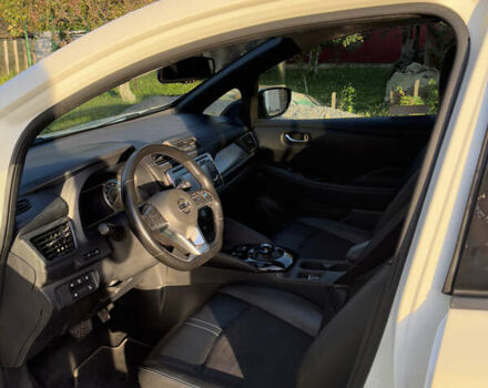 Белый Ниссан Лиф, объемом двигателя 0 л и пробегом 168 тыс. км за 12900 $, фото 11 на Automoto.ua