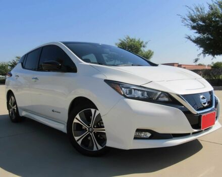 Білий Ніссан Ліф, об'ємом двигуна 0 л та пробігом 44 тис. км за 14000 $, фото 2 на Automoto.ua