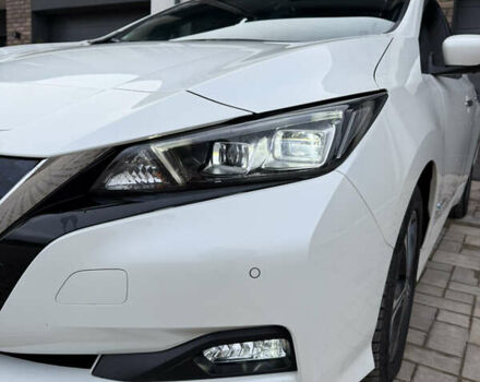 Білий Ніссан Ліф, об'ємом двигуна 0 л та пробігом 105 тис. км за 15100 $, фото 2 на Automoto.ua