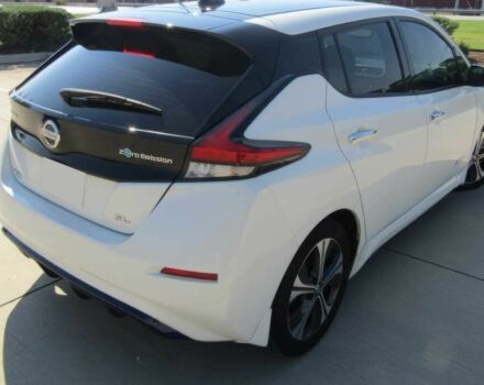 Белый Ниссан Лиф, объемом двигателя 0 л и пробегом 39 тыс. км за 8500 $, фото 6 на Automoto.ua