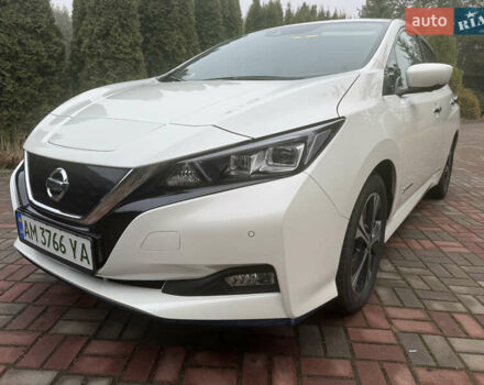 Белый Ниссан Лиф, объемом двигателя 0 л и пробегом 119 тыс. км за 14700 $, фото 7 на Automoto.ua