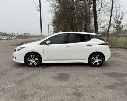 Белый Ниссан Лиф, объемом двигателя 0 л и пробегом 58 тыс. км за 13500 $, фото 6 на Automoto.ua