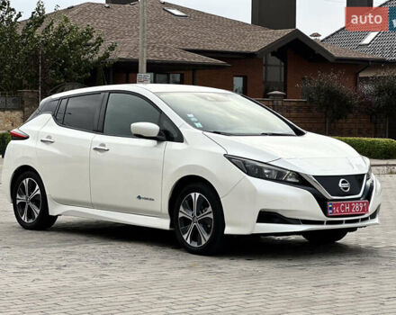 Белый Ниссан Лиф, объемом двигателя 0 л и пробегом 35 тыс. км за 12700 $, фото 4 на Automoto.ua