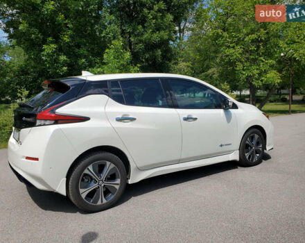 Білий Ніссан Ліф, об'ємом двигуна 0 л та пробігом 38 тис. км за 18300 $, фото 5 на Automoto.ua