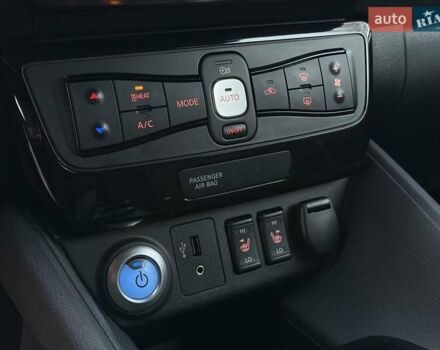 Белый Ниссан Лиф, объемом двигателя 0 л и пробегом 124 тыс. км за 11600 $, фото 17 на Automoto.ua