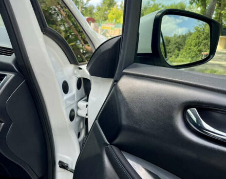 Білий Ніссан Ліф, об'ємом двигуна 0 л та пробігом 22 тис. км за 15000 $, фото 34 на Automoto.ua