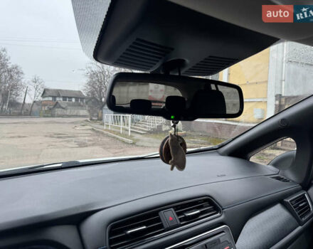 Белый Ниссан Лиф, объемом двигателя 0 л и пробегом 65 тыс. км за 13200 $, фото 17 на Automoto.ua