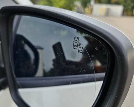 Белый Ниссан Лиф, объемом двигателя 0 л и пробегом 51 тыс. км за 14150 $, фото 27 на Automoto.ua