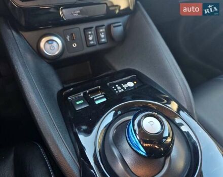 Білий Ніссан Ліф, об'ємом двигуна 0 л та пробігом 71 тис. км за 13700 $, фото 9 на Automoto.ua