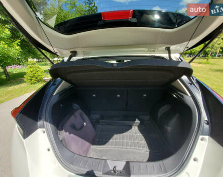 Білий Ніссан Ліф, об'ємом двигуна 0 л та пробігом 38 тис. км за 18300 $, фото 17 на Automoto.ua