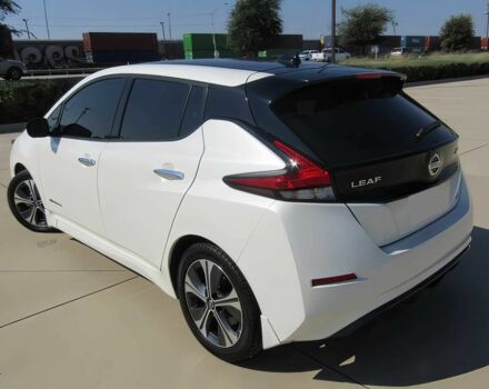 Белый Ниссан Лиф, объемом двигателя 0 л и пробегом 34 тыс. км за 7400 $, фото 5 на Automoto.ua