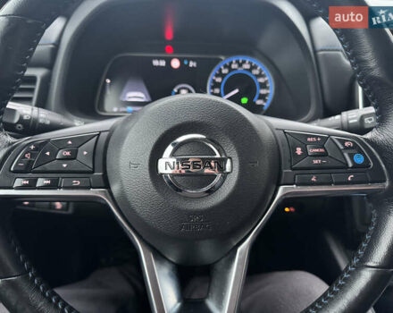 Белый Ниссан Лиф, объемом двигателя 0 л и пробегом 65 тыс. км за 13200 $, фото 15 на Automoto.ua