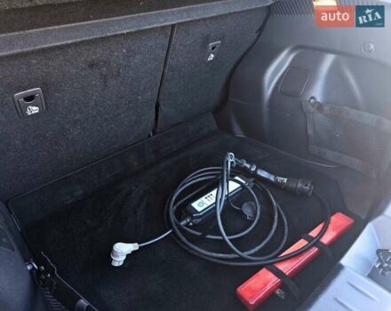 Білий Ніссан Ліф, об'ємом двигуна 0 л та пробігом 71 тис. км за 13700 $, фото 18 на Automoto.ua