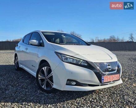 Білий Ніссан Ліф, об'ємом двигуна 0 л та пробігом 71 тис. км за 13700 $, фото 1 на Automoto.ua