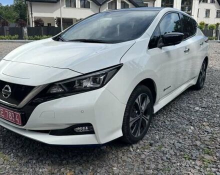 Белый Ниссан Лиф, объемом двигателя 0 л и пробегом 113 тыс. км за 14800 $, фото 8 на Automoto.ua