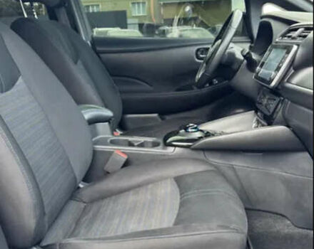 Белый Ниссан Лиф, объемом двигателя 0 л и пробегом 75 тыс. км за 15700 $, фото 15 на Automoto.ua