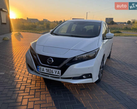 Белый Ниссан Лиф, объемом двигателя 0 л и пробегом 69 тыс. км за 13900 $, фото 6 на Automoto.ua