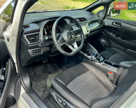 Білий Ніссан Ліф, об'ємом двигуна 0 л та пробігом 22 тис. км за 15000 $, фото 18 на Automoto.ua