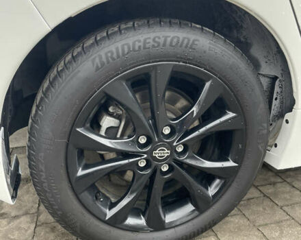 Белый Ниссан Лиф, объемом двигателя 0 л и пробегом 122 тыс. км за 11700 $, фото 3 на Automoto.ua