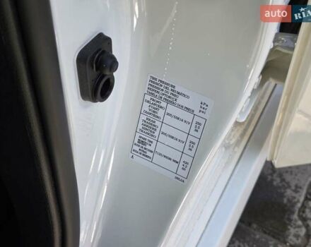 Білий Ніссан Ліф, об'ємом двигуна 0 л та пробігом 15 тис. км за 13400 $, фото 47 на Automoto.ua