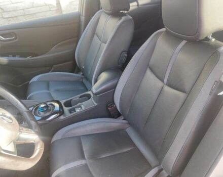 Белый Ниссан Лиф, объемом двигателя 0 л и пробегом 132 тыс. км за 12999 $, фото 16 на Automoto.ua