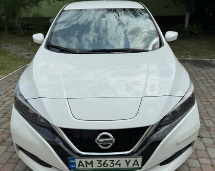 Белый Ниссан Лиф, объемом двигателя 0 л и пробегом 96 тыс. км за 14000 $, фото 7 на Automoto.ua