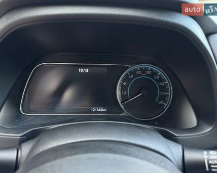 Белый Ниссан Лиф, объемом двигателя 0 л и пробегом 121 тыс. км за 15599 $, фото 43 на Automoto.ua