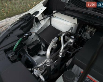 Белый Ниссан Лиф, объемом двигателя 0 л и пробегом 97 тыс. км за 12999 $, фото 26 на Automoto.ua