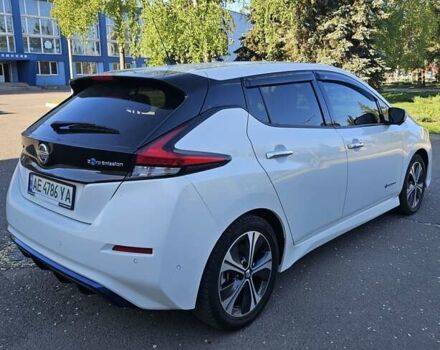 Белый Ниссан Лиф, объемом двигателя 0 л и пробегом 51 тыс. км за 14150 $, фото 2 на Automoto.ua