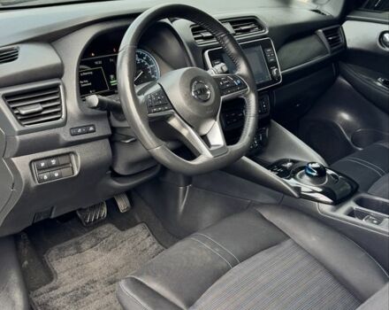 Білий Ніссан Ліф, об'ємом двигуна 0 л та пробігом 75 тис. км за 15700 $, фото 9 на Automoto.ua