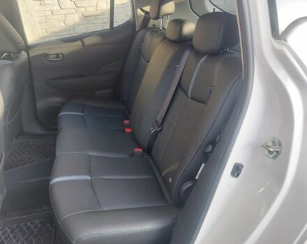 Белый Ниссан Лиф, объемом двигателя 0 л и пробегом 132 тыс. км за 12999 $, фото 15 на Automoto.ua