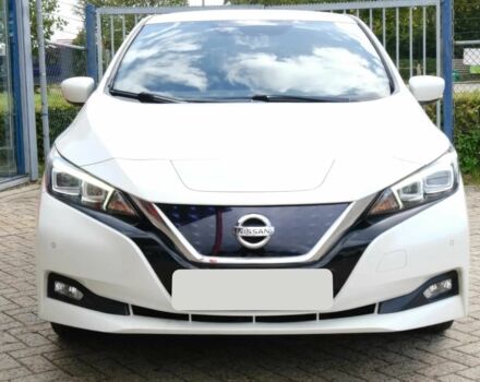 Белый Ниссан Лиф, объемом двигателя 0 л и пробегом 44 тыс. км за 3900 $, фото 1 на Automoto.ua