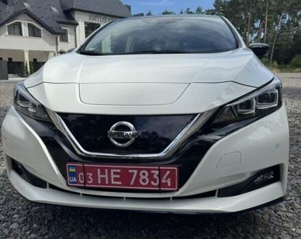 Белый Ниссан Лиф, объемом двигателя 0 л и пробегом 113 тыс. км за 14800 $, фото 6 на Automoto.ua